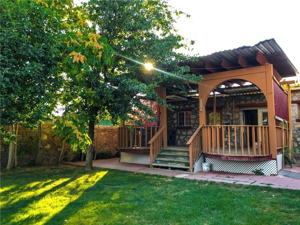 2106 Arizona Ave - Photo 2 of 22