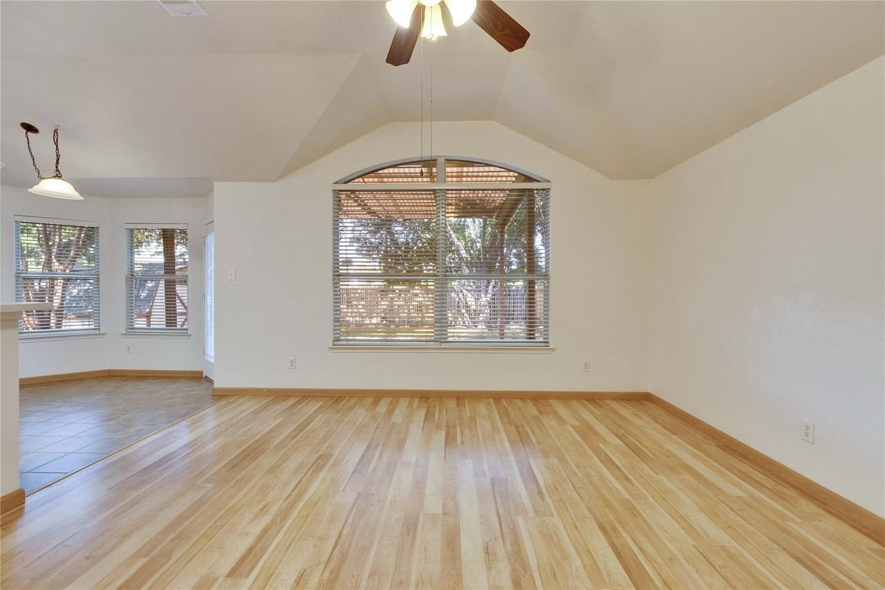 2625 Gate Ridge Dr - Photo 3 of 25