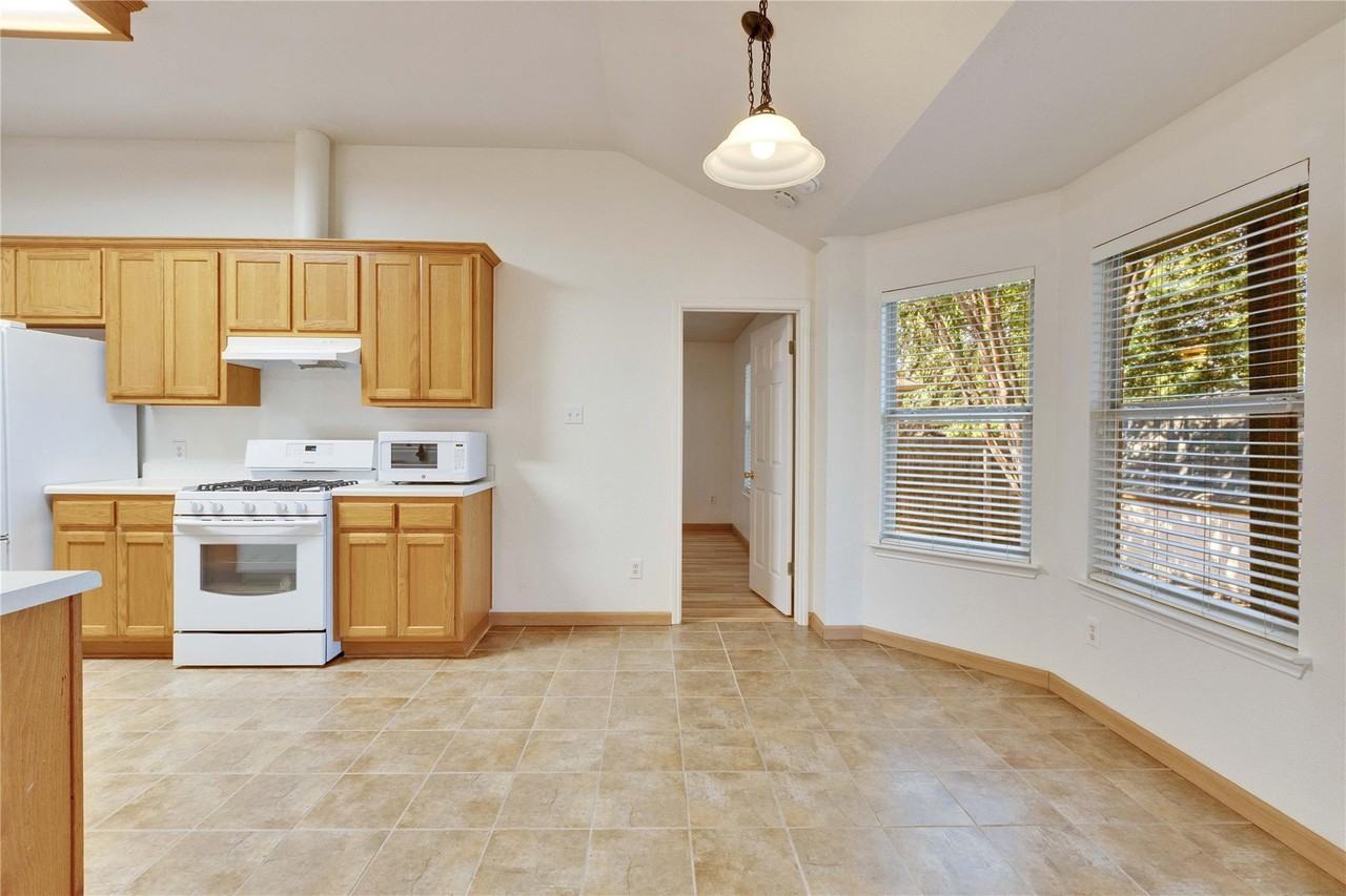 2625 Gate Ridge Dr - Photo 6 of 25