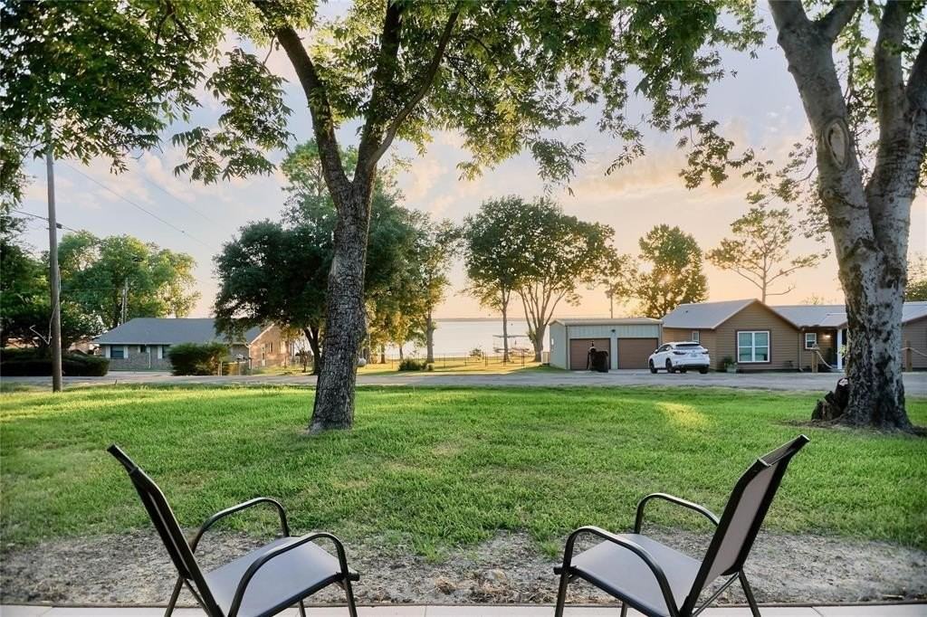 7408 Scenic Dr - Photo 2 of 15