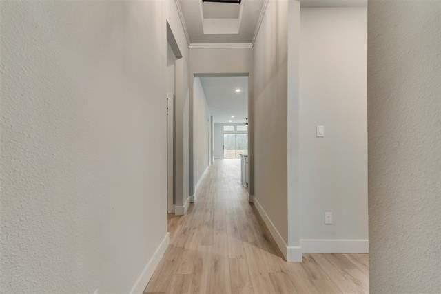 921 Baybrook Ln - Photo 3 of 28