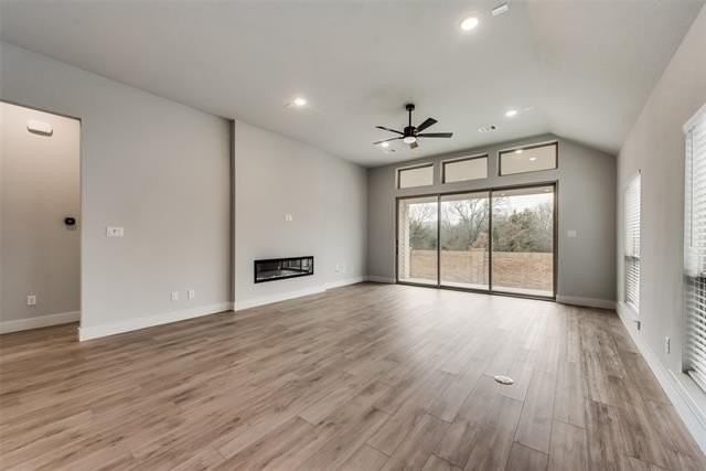 921 Baybrook Ln - Photo 5 of 28