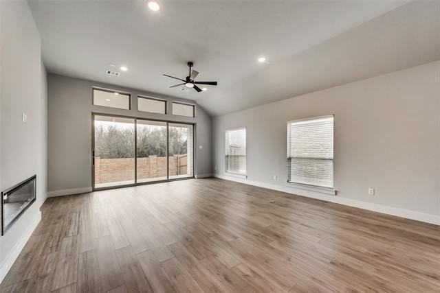 921 Baybrook Ln - Photo 7 of 28