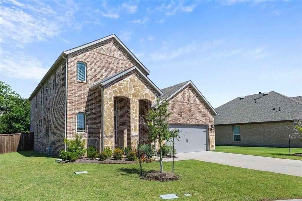 2816 Crosse Dr - Photo 3 of 35