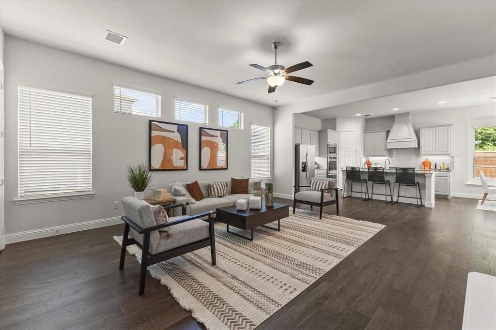 2816 Crosse Dr - Photo 6 of 35