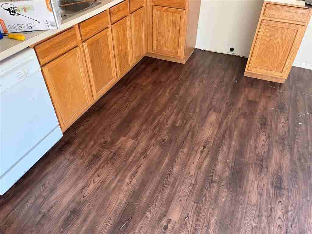 2612 Weslayan Dr - Photo 3 of 12