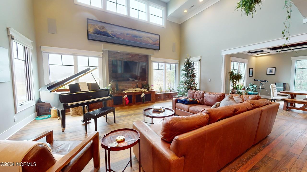 1000 Lakebay Rd - Photo 3 of 46