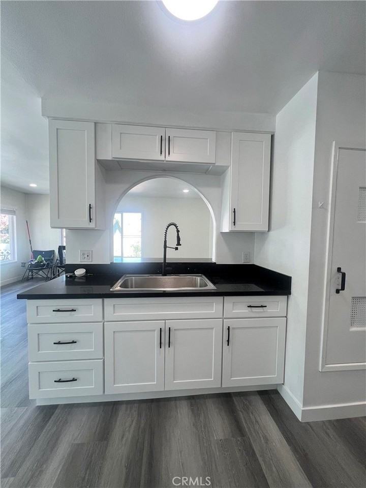 2001 E Aroma Dr - Photo 7 of 14