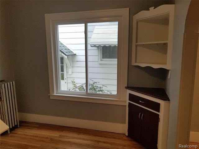 361 W Webster St - Photo 4 of 12