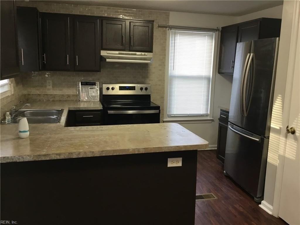 1074 Piney Marsh Ct - Photo 5 of 9