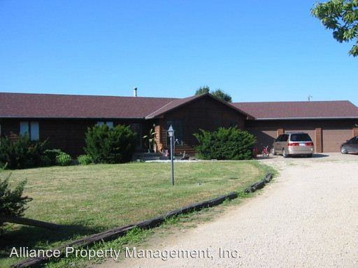 5005 Vista Acres Dr - Photo 2 of 8