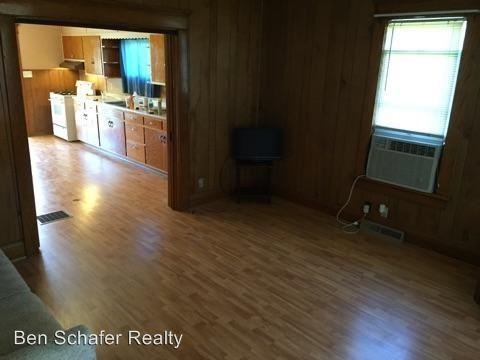 817 Belford St - Photo 3 of 13