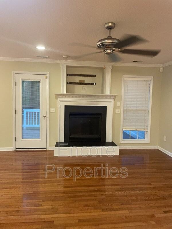 3384 Carolina Way - Photo 3 of 21