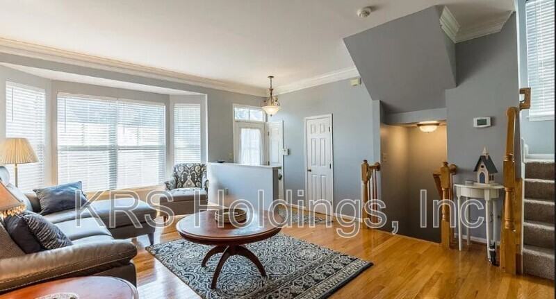 3947 Hartlake St - Photo 5 of 19