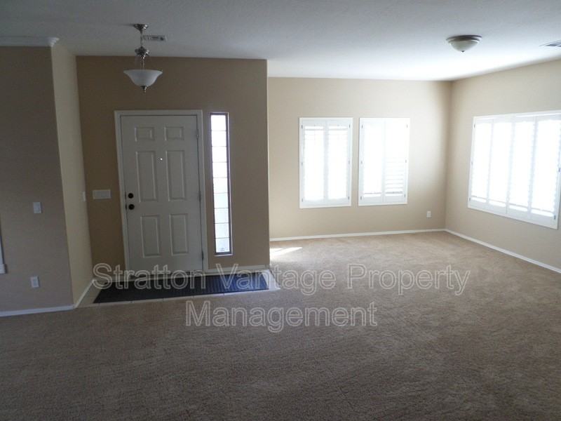 4078 E Peach Tree Dr - Photo 2 of 21