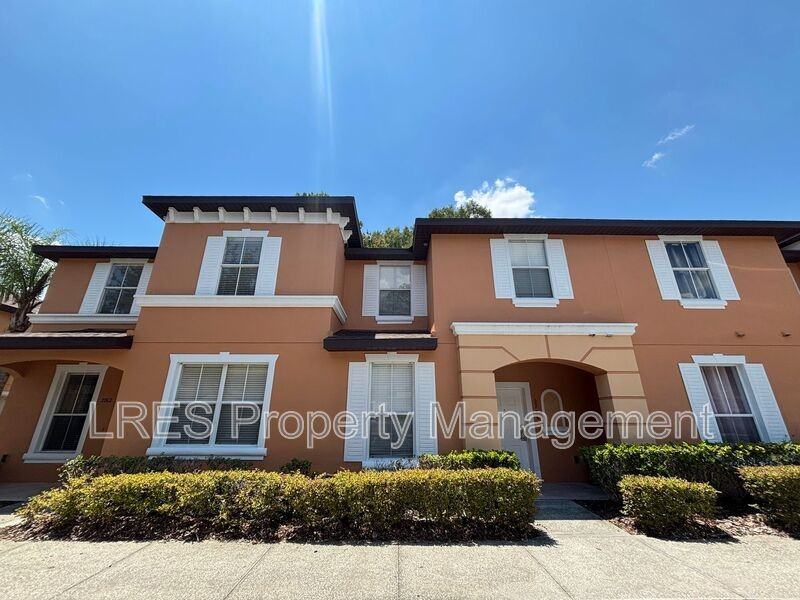 2764 Corvette Ln - Photo 2 of 33