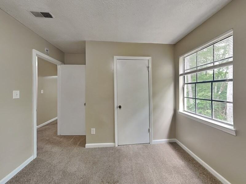 1711 6th Place Circle Northwest - Photo 6 of 14