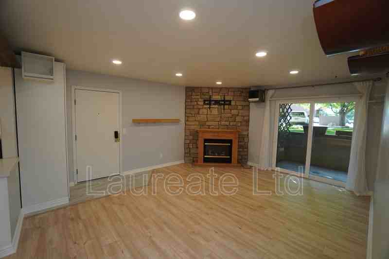 431 Wright St #107 - Photo 3 of 13