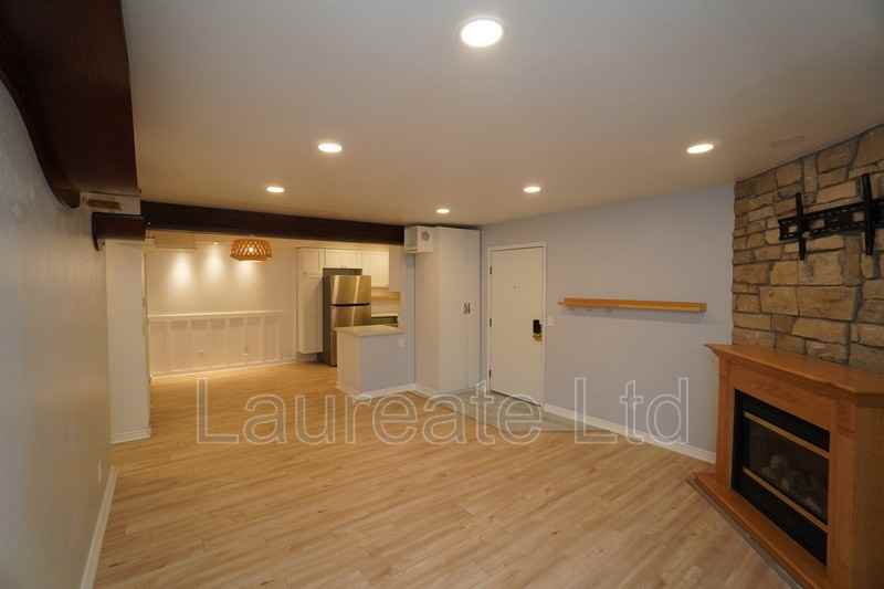 431 Wright St #107 - Photo 4 of 13
