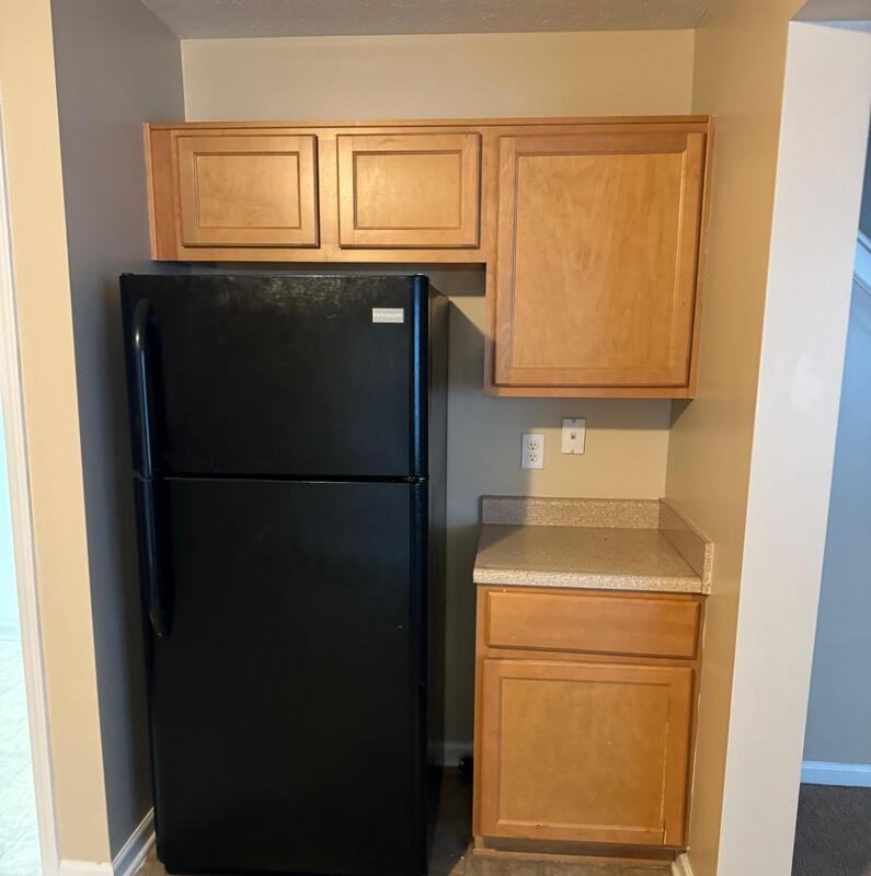 1232 Topp Creek Drive - Photo 4 of 9