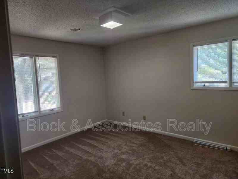 3304 Boulder Ct - Photo 7 of 19