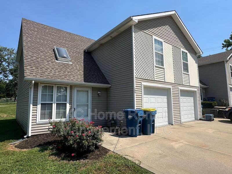 106 Francis St - Photo 2 of 32