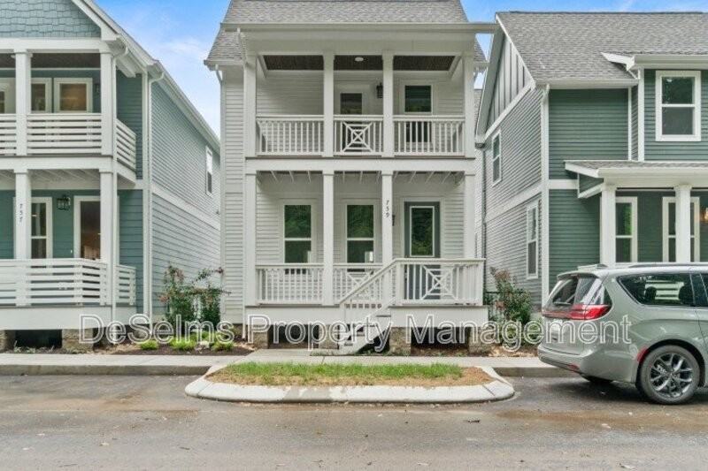 759 Meadowcliff Drive