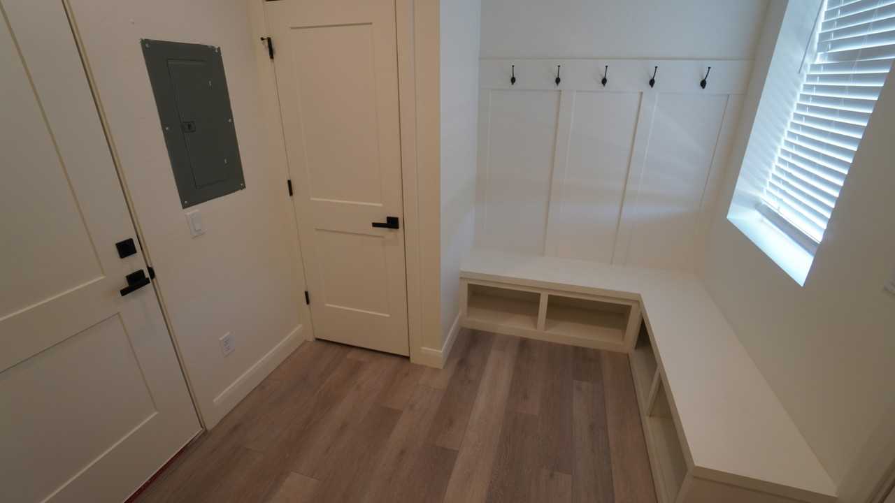 2925 S Highwayste #5 - Photo 3 of 26