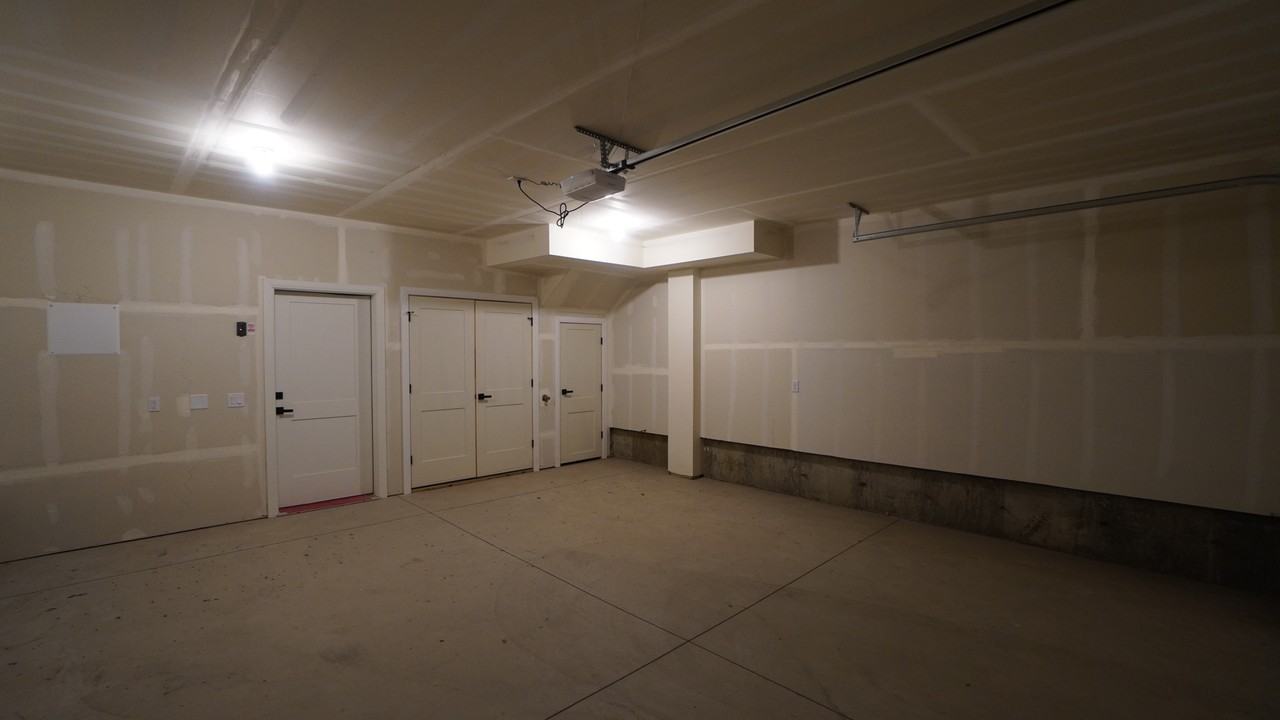 2925 S Highwayste #5 - Photo 5 of 26