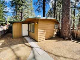 featured image of 2536 Fountain Avenue