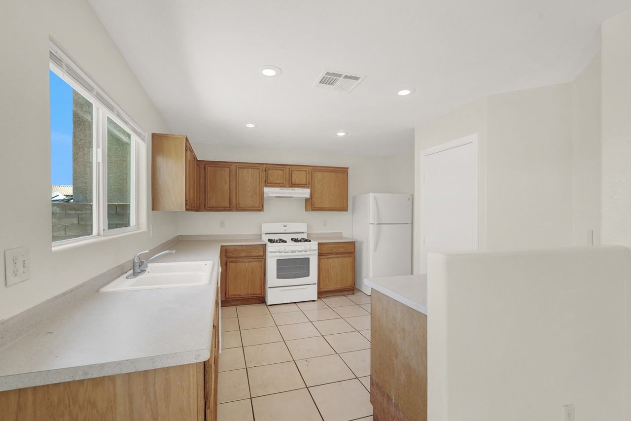 2022 Peacemaker Road - Photo 6 of 23