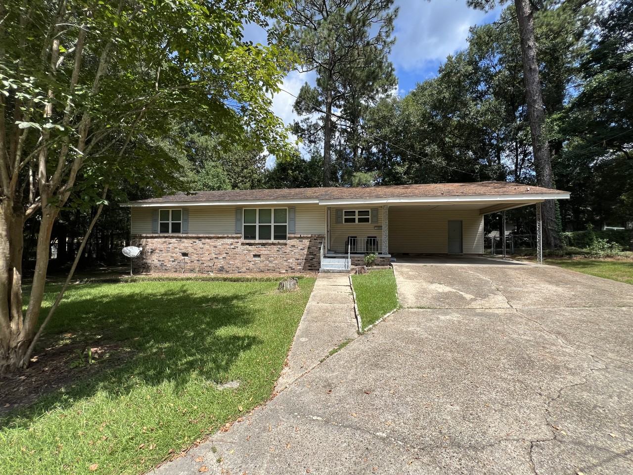 105 Rainbow Cir