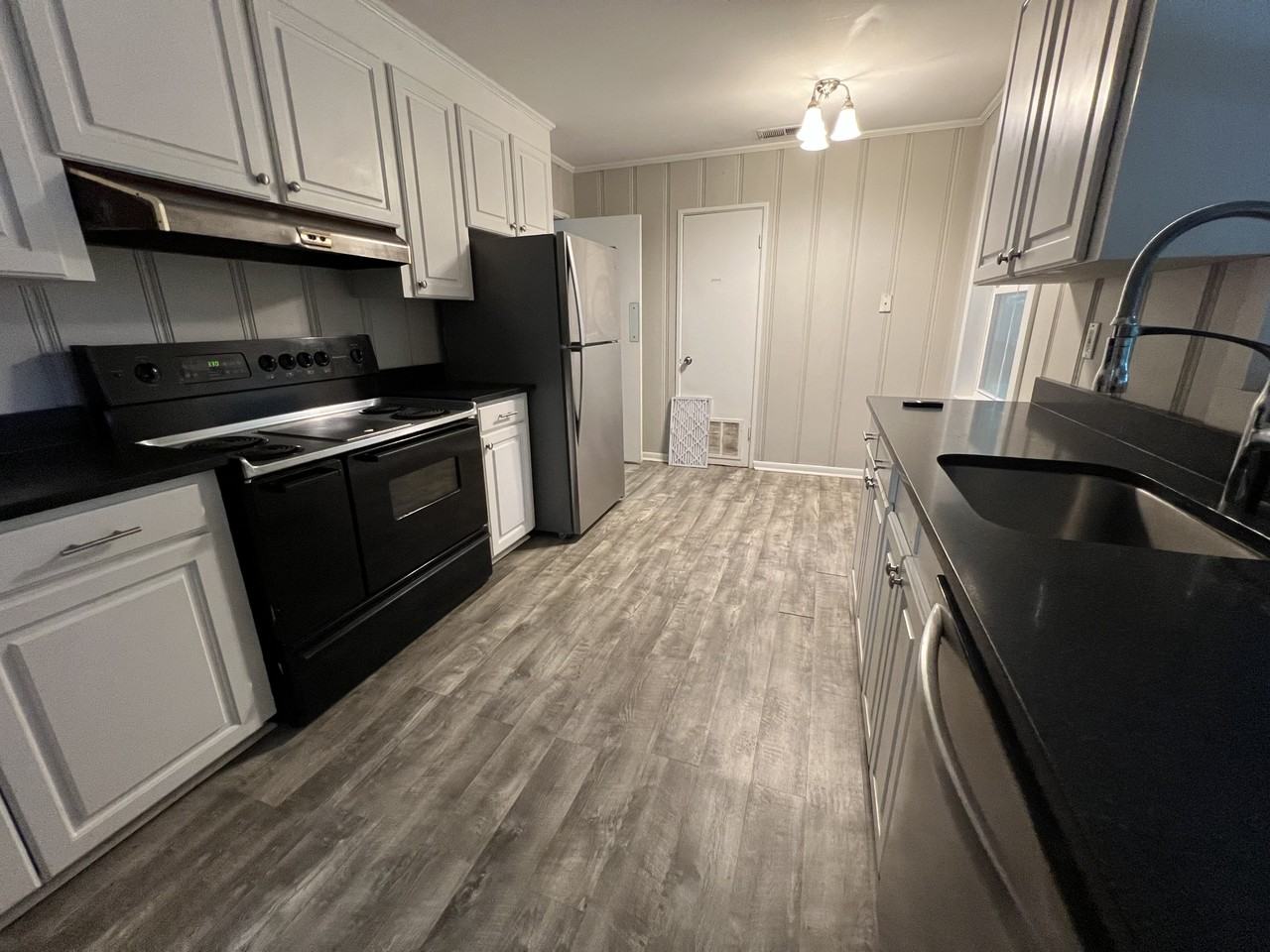 105 Rainbow Cir - Photo 5 of 15
