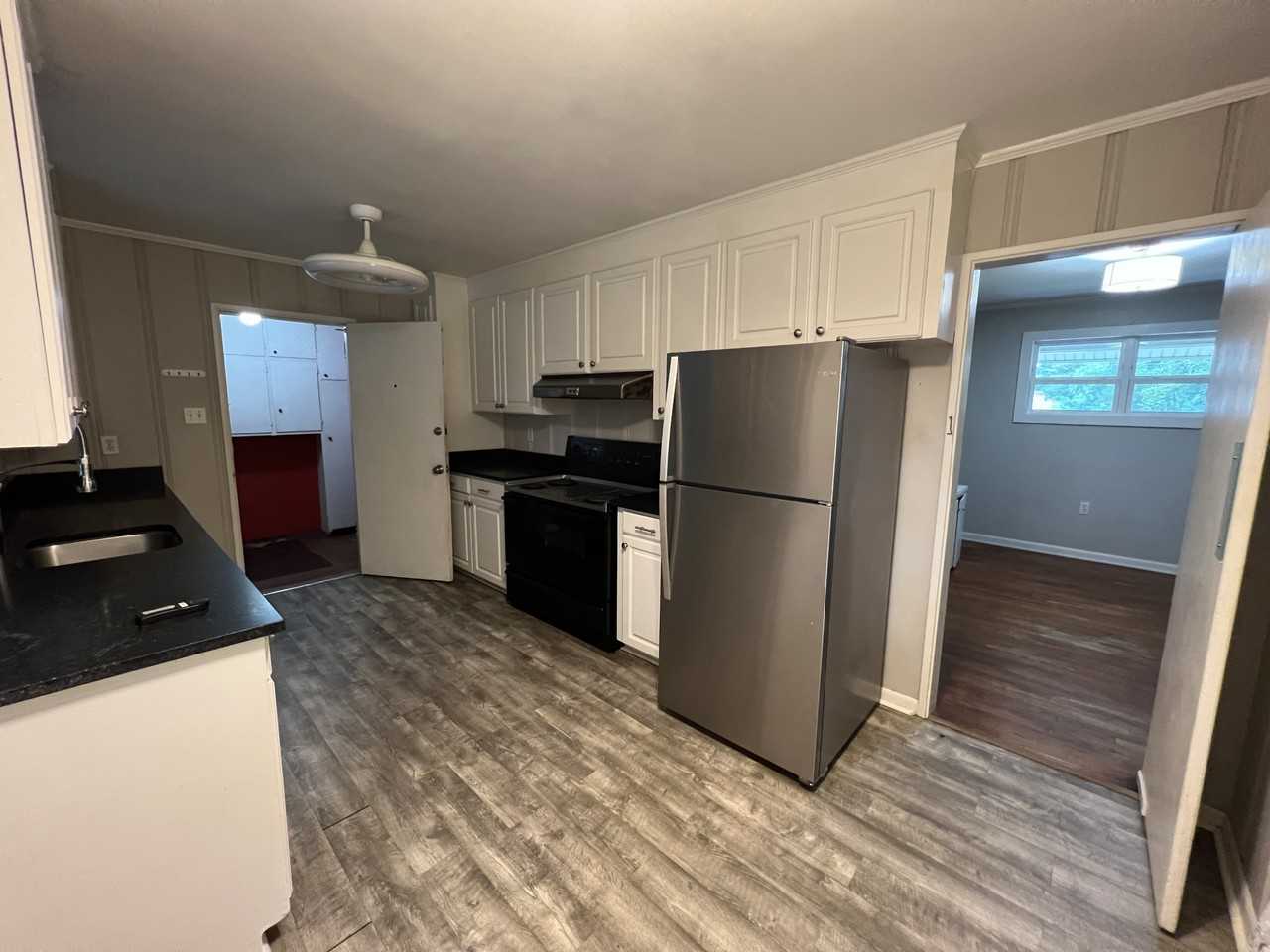 105 Rainbow Cir - Photo 6 of 15