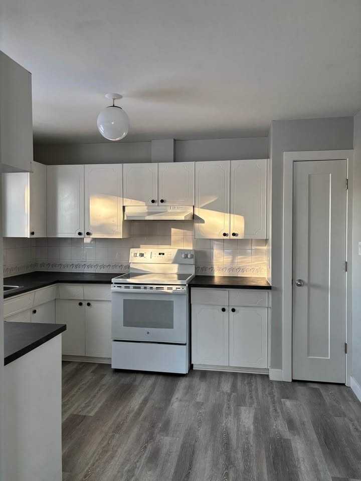 55120 Range Road - Photo 2 of 27