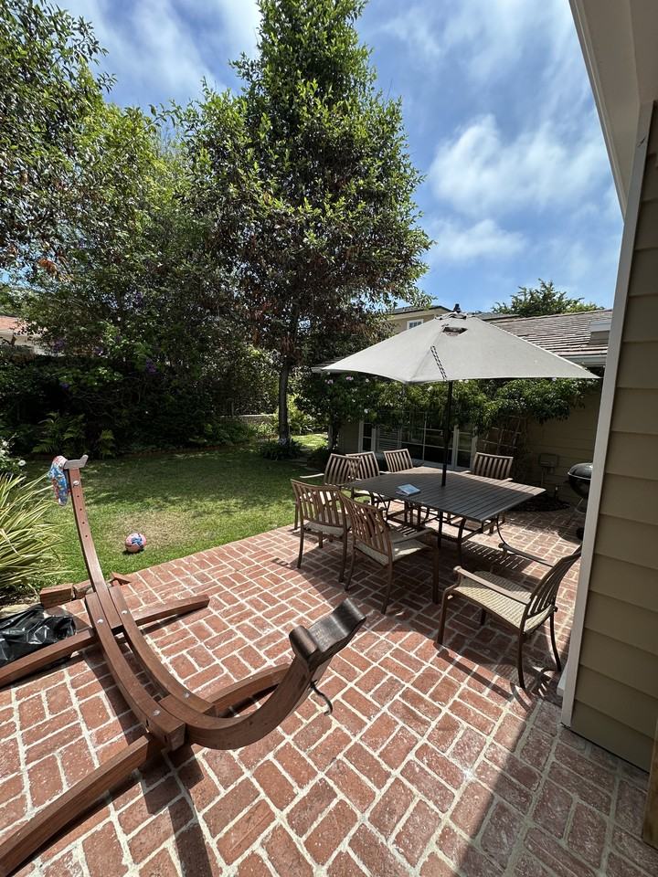 1127 Virginia Way #NA - Photo 6 of 24