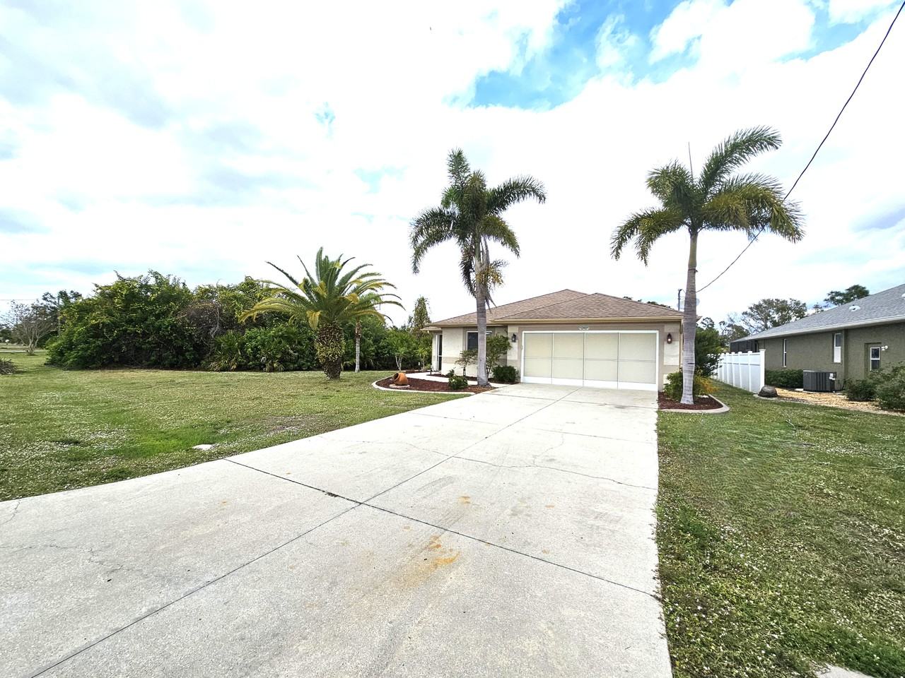 246 Albatross Rd - Photo 2 of 41