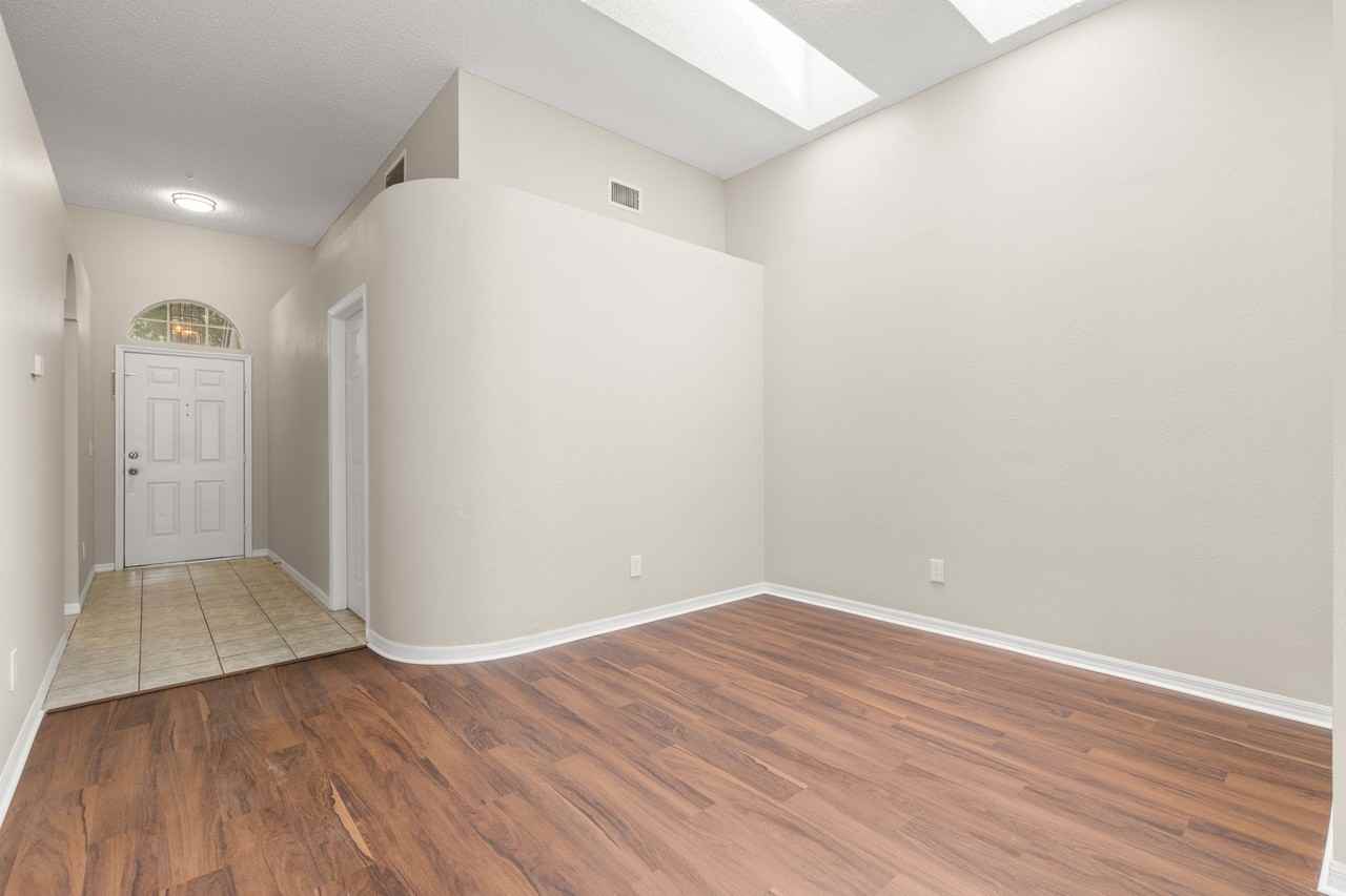 13416 Sunvale Pl - Photo 6 of 22