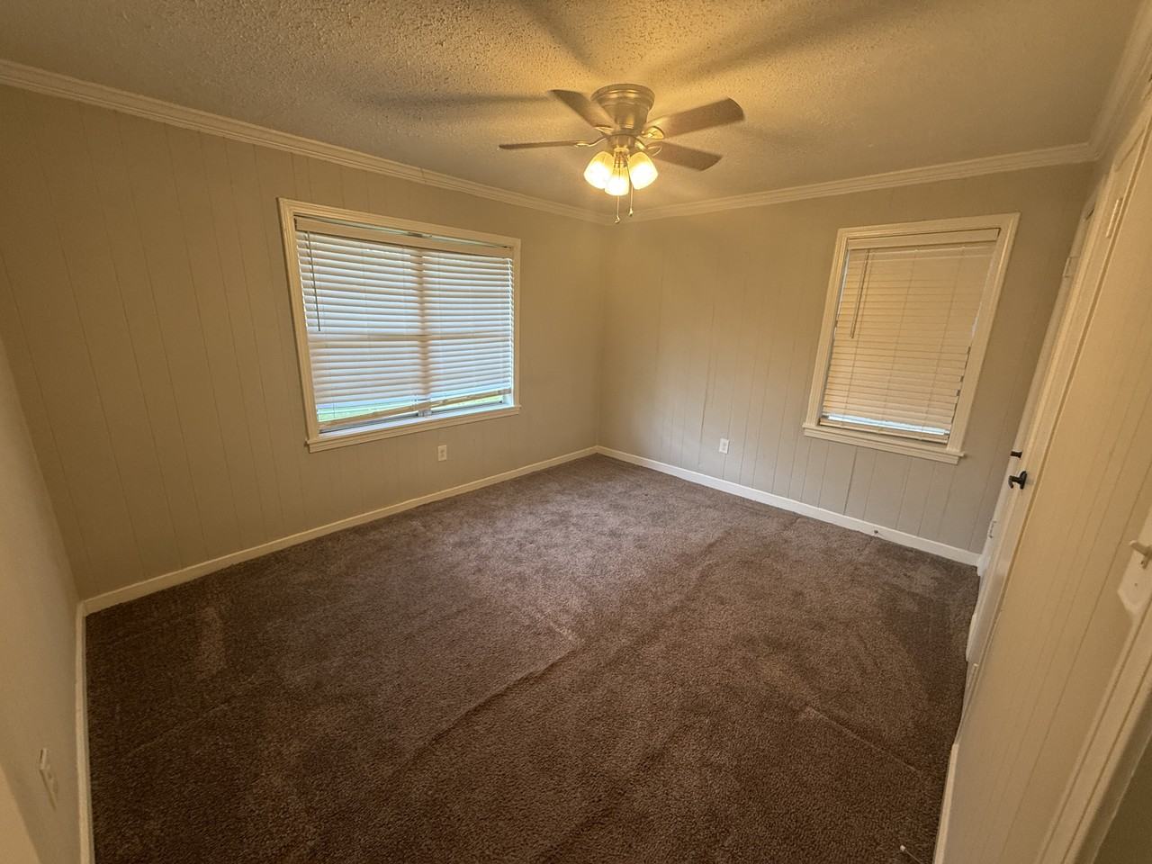 205 Pecan Park Dr - Photo 3 of 16