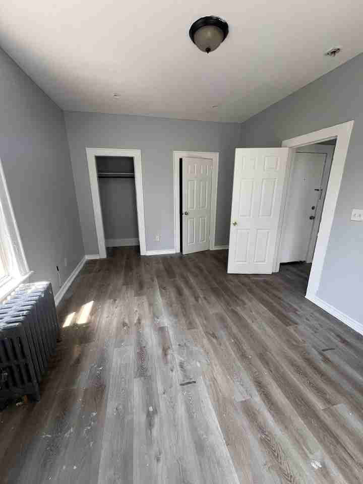 439 Springdale Avenue #2L - Photo 2 of 11