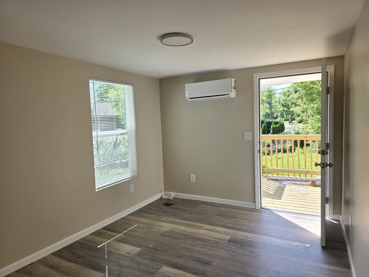 308 Knox Rd #1 - Photo 3 of 18