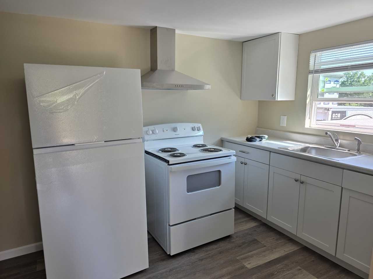 308 Knox Rd #1 - Photo 5 of 18
