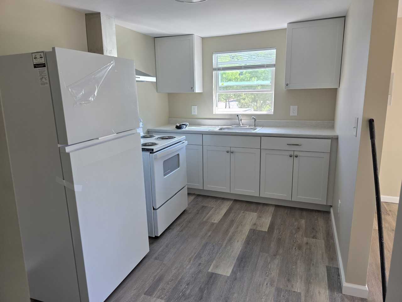 308 Knox Rd #1 - Photo 7 of 18