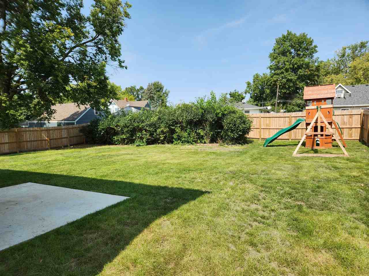 817 School Ave #NA - Photo 3 of 13