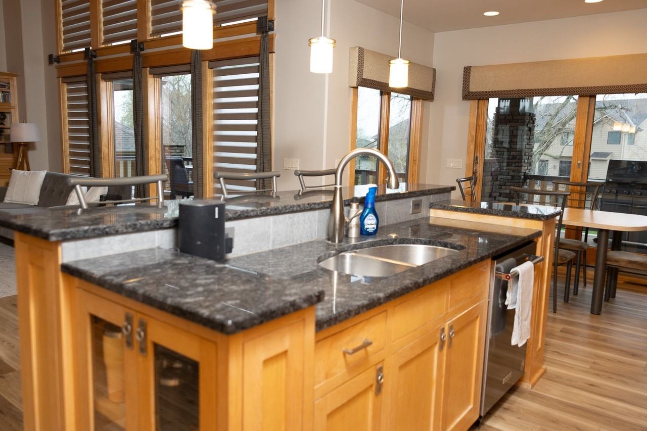 3006 N 192nd Ave - Photo 5 of 11