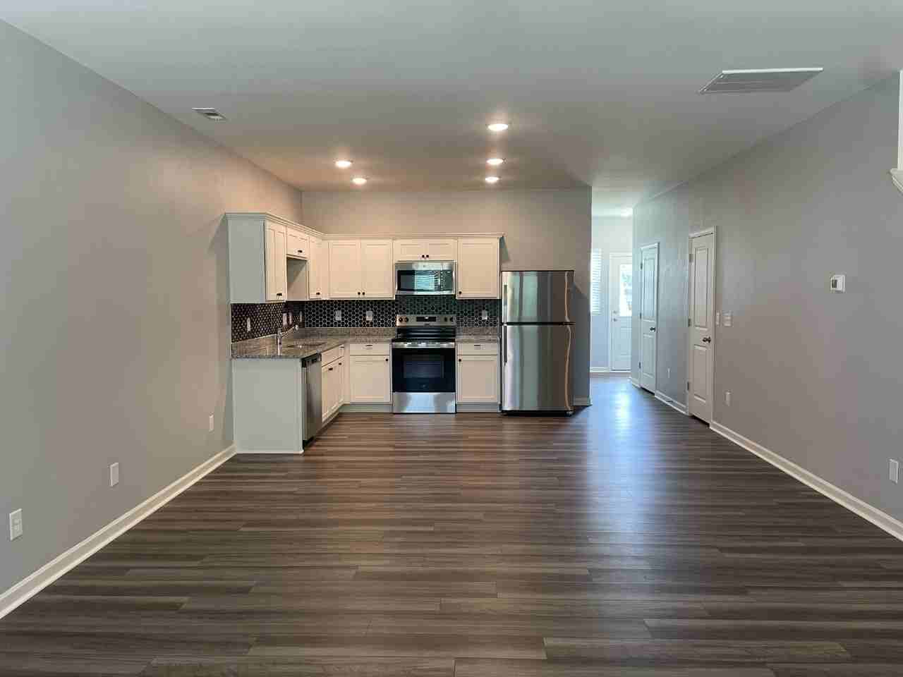 2111 Glen Crossing Drive - Photo 6 of 20