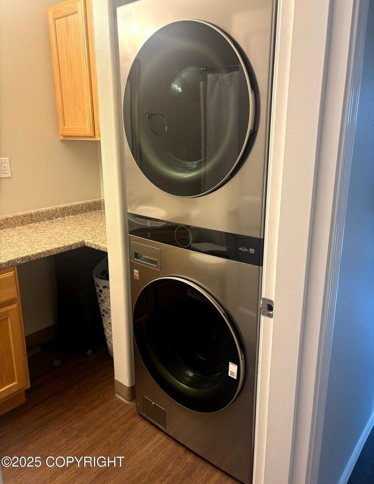 123 E 24th Ave #5 - Photo 4 of 5