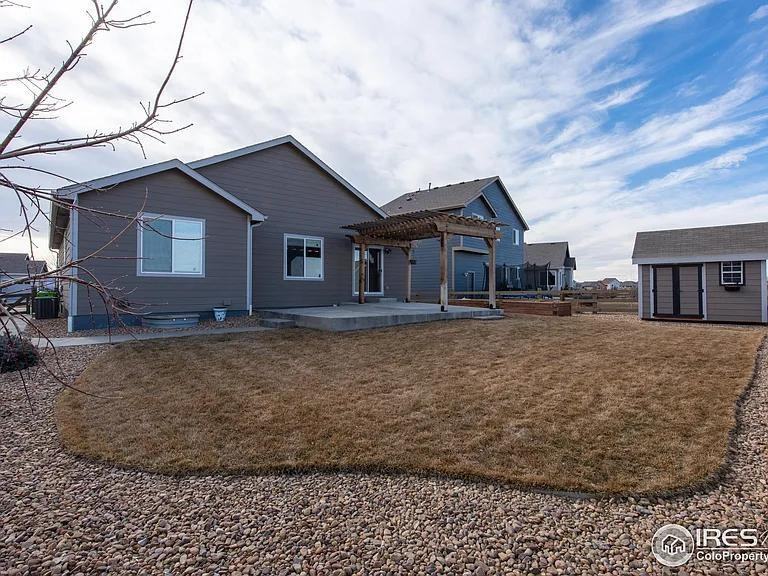 1420 Larimer Ridge Parkway - Photo 2 of 32