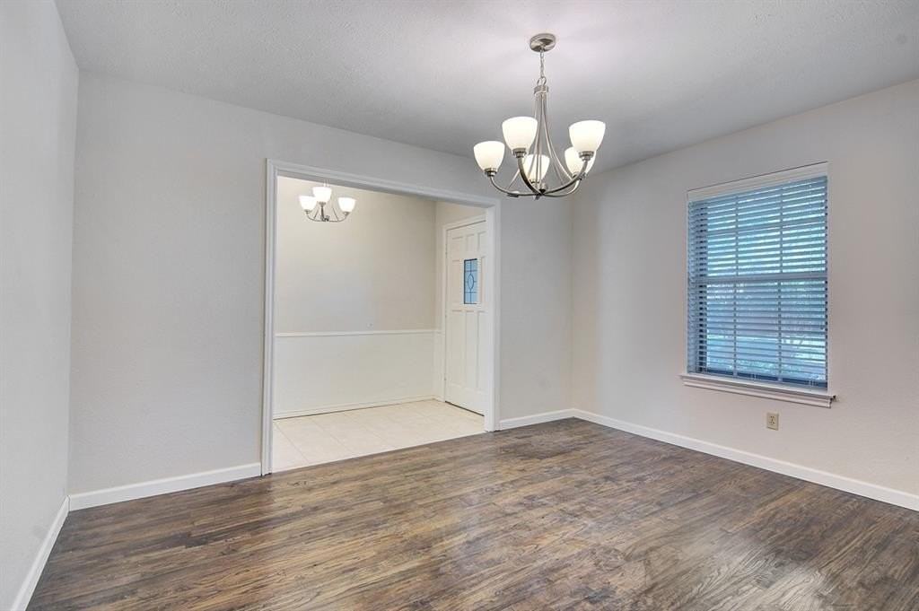 2501 Glenhaven Dr - Photo 7 of 30