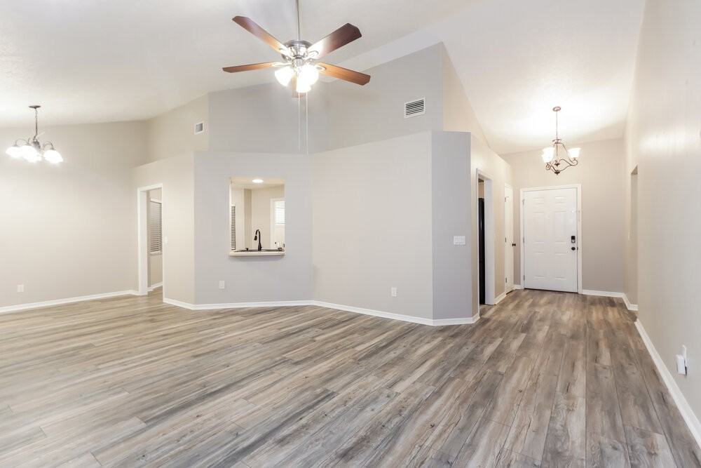 10314 Ashley Oaks Dr - Photo 3 of 16